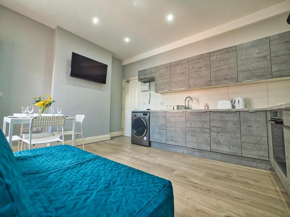 Stunning Property Fully Refurbished 버밍엄 외부 사진