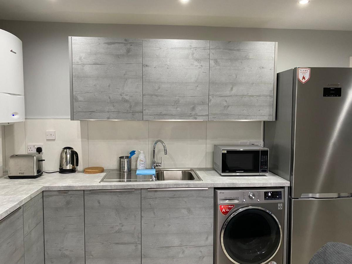 Stunning Property Fully Refurbished 버밍엄 외부 사진